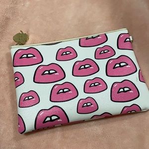 SCL lips leather pouch.